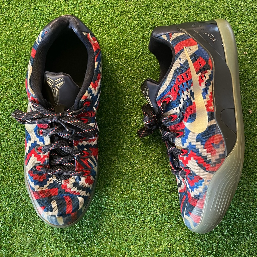 Kobe 9 Independence Day Size women size 7.5/ 6Y